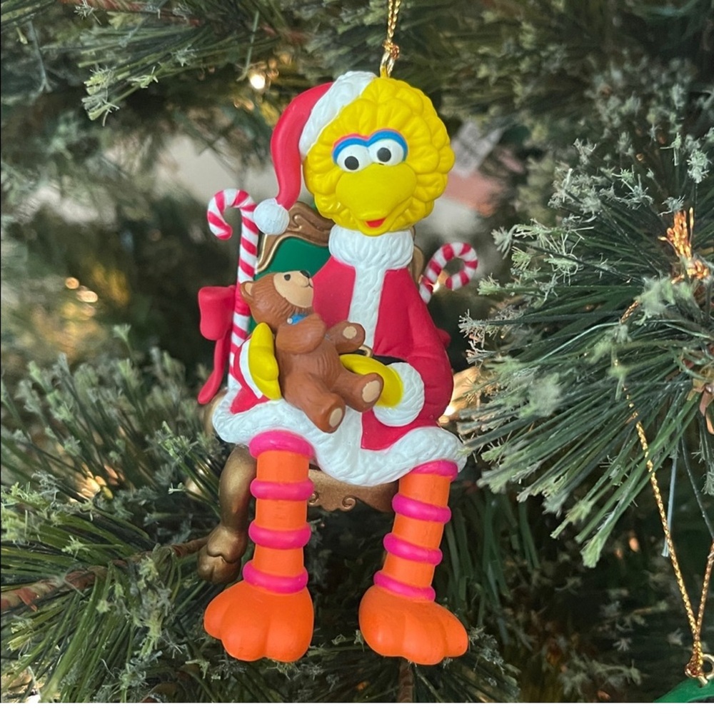 Disney Character Magic Sesame Street Big Bird Ornament